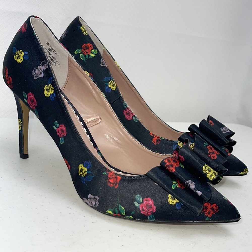 Betsey Johnson Black with Multi Color Flower Pumps